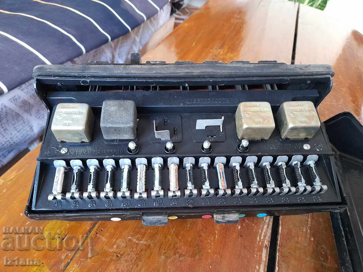 Πλακέτα διακόπτη ανάφλεξης Lada, VAZ - 7 Πλακέτα διακόπτη ανάφλεξης Lada, VAZ - 7