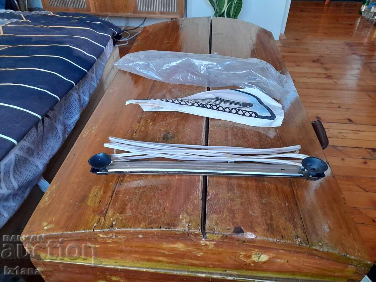 Old car glass heater with price 80.00 BGN | € 40.90 Old car glass heater with price 80.00 BGN | € 40.90