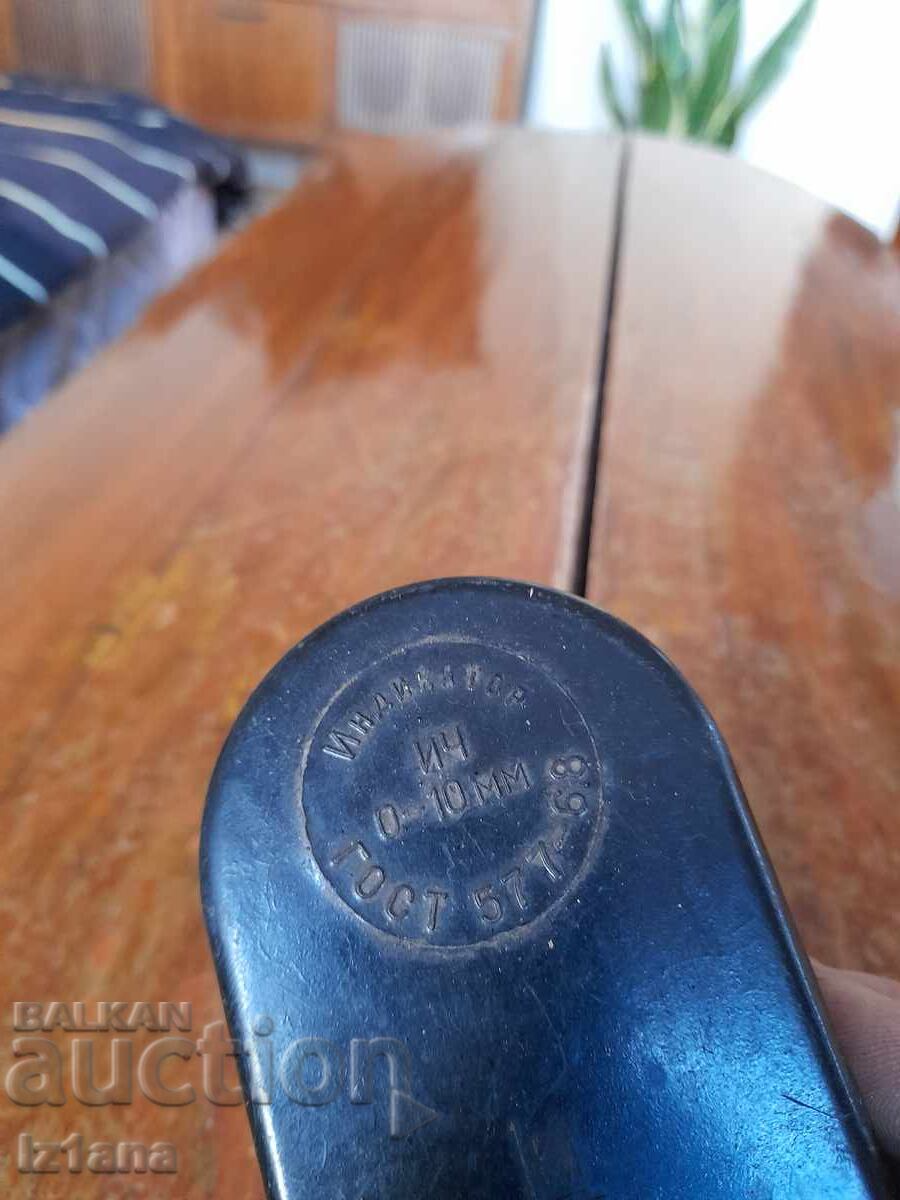 Old indicator clock, odometer with price 100.00 BGN | € 51.13 Old indicator clock, odometer with price 100.00 BGN | € 51.13