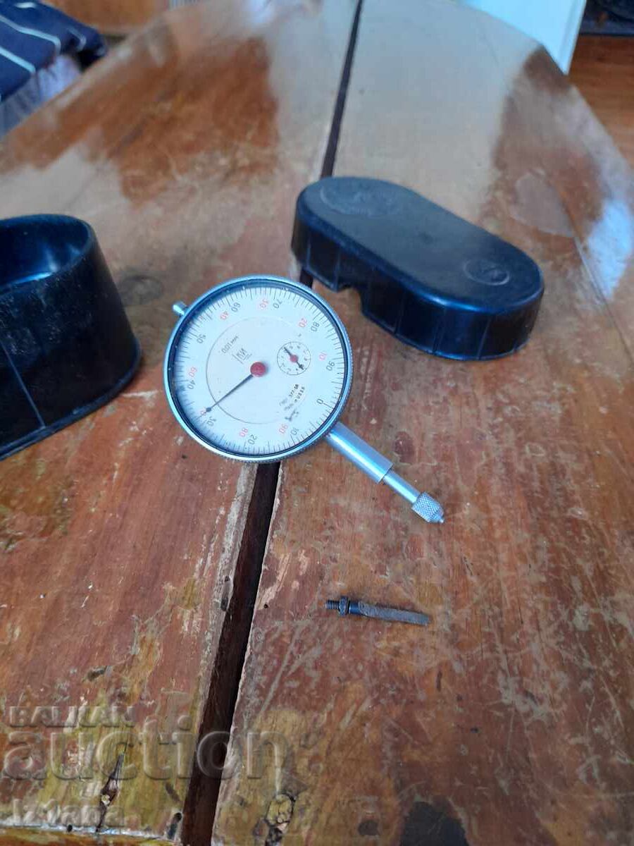 Auction Old indicator clock, odometer Auction Old indicator clock, odometer
