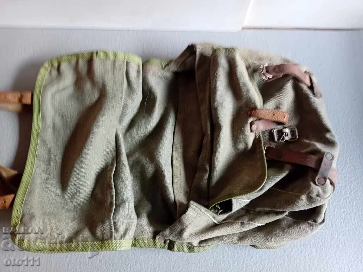 Delivery of OLD CANVAS BAG Delivery of OLD CANVAS BAG