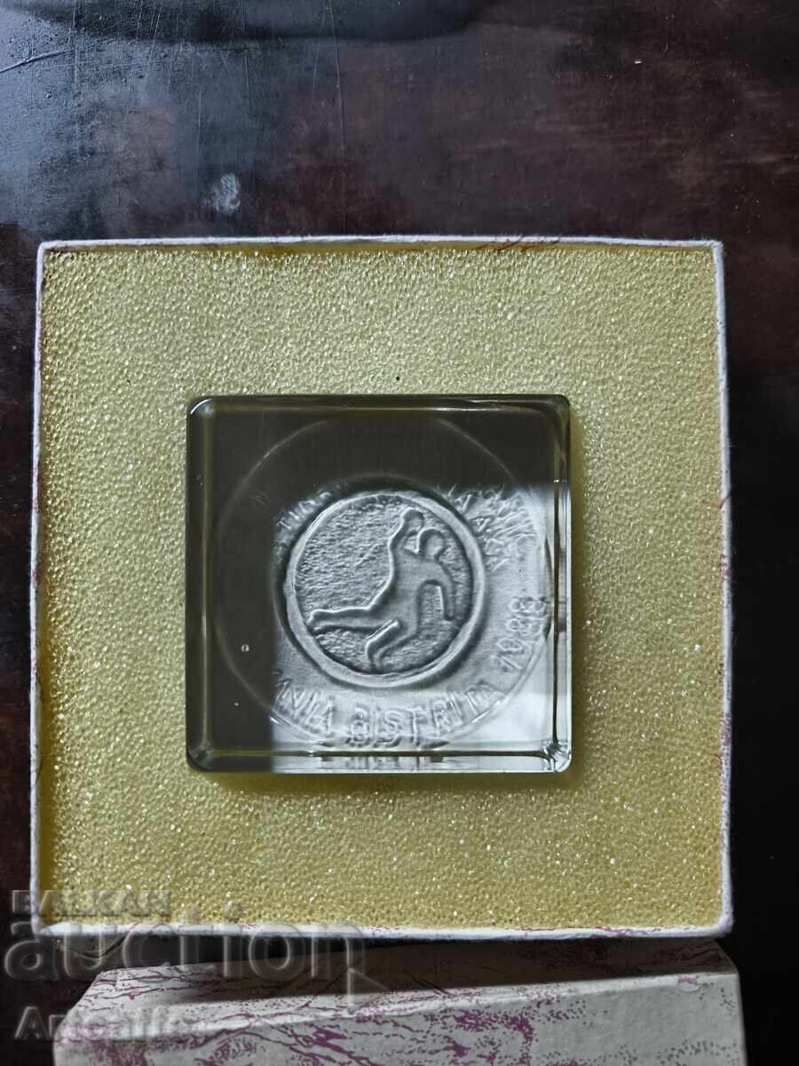 Auction crystal plaque Auction crystal plaque