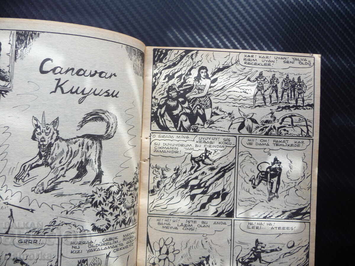 Livrarea Super Tarzan Comic Adventures Tarzan Battles Ediția Veche