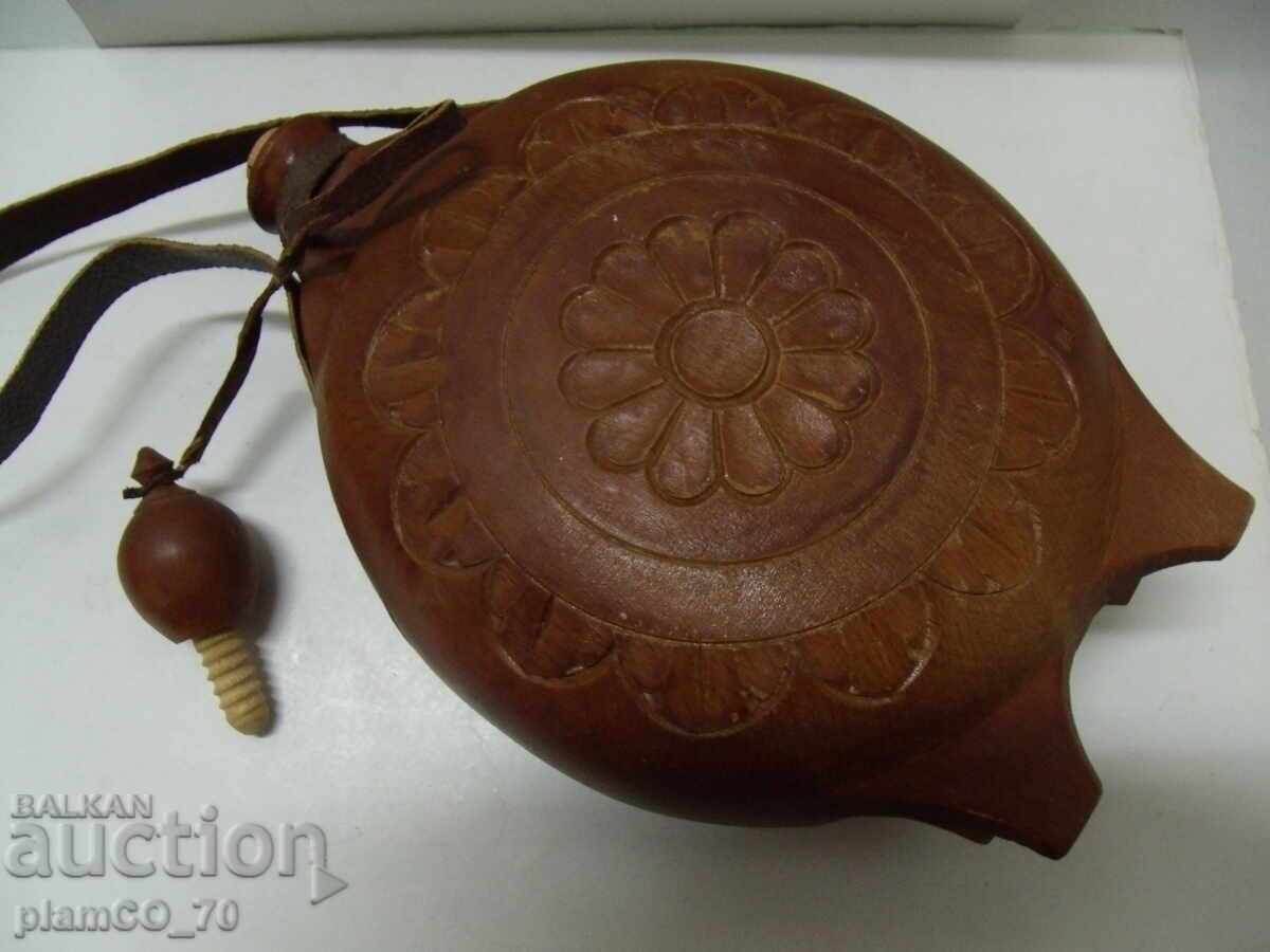 Auction №*7856 old wooden box - ornaments - wood carving Auction №*7856 old wooden box - ornaments - wood carving
