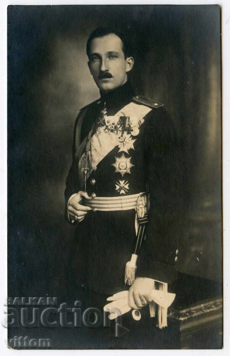 Țarul Boris al III-lea în uniformă cu ordine Țarul Boris al III-lea în uniformă cu ordine