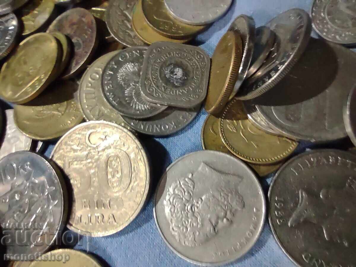 350 бр. различни монети с цена 175.00 лв. | € 89.48 350 бр. различни монети с цена 175.00 лв. | € 89.48