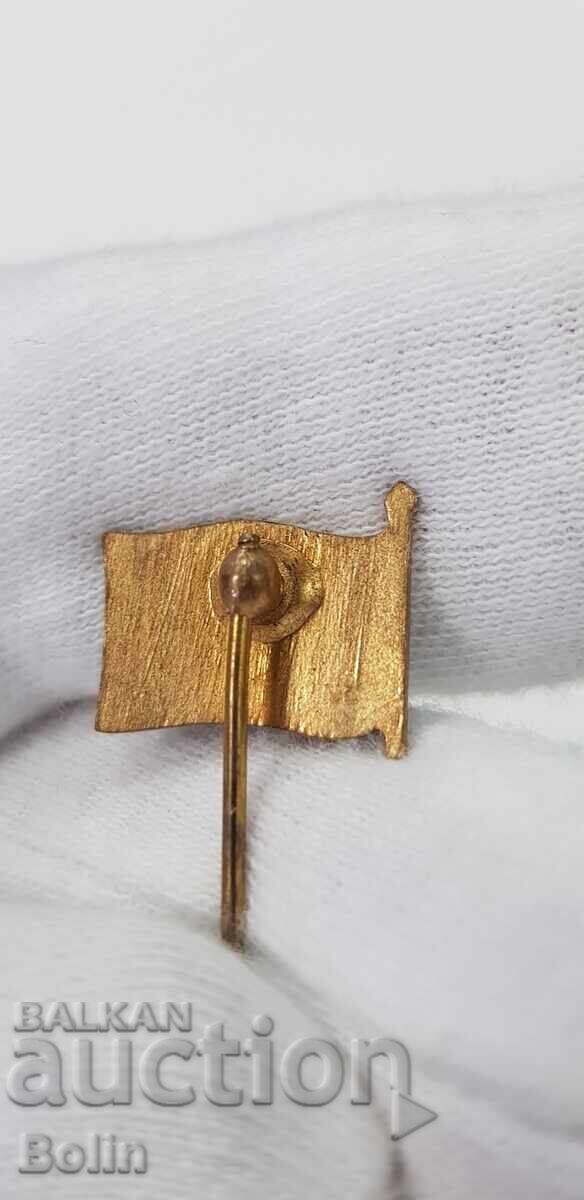 Auction  Rare Russian Imperial White Guard Badge, Flag Badge 1917-20