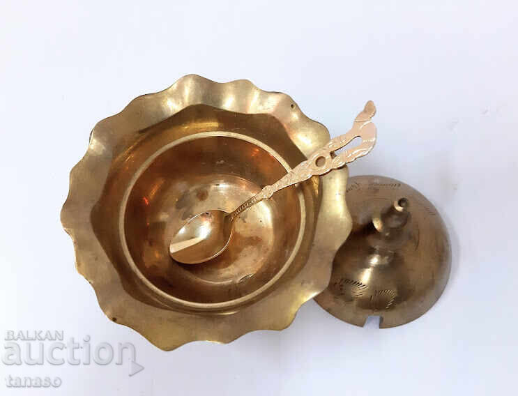 Old brass sugar bowl with spoon (1.3) - 6 Old brass sugar bowl with spoon (1.3) - 6