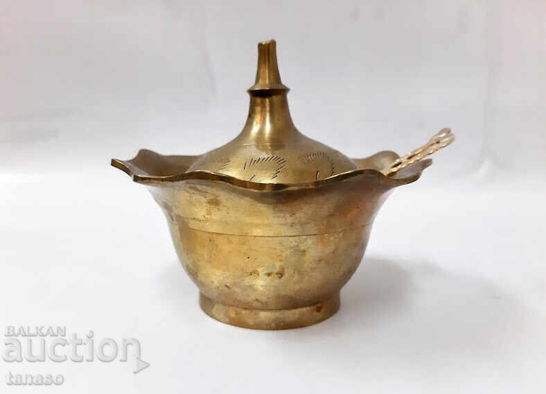 Стара месингова захарница с лъжичка (1.3) Стара месингова захарница с лъжичка (1.3)