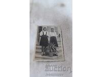 Photo Two young girls on stairs