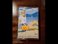 Dance megamix 4 audio cassette