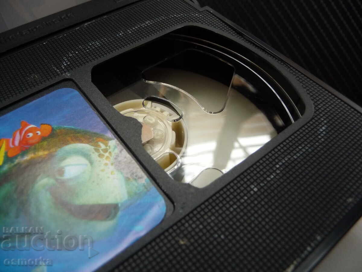 Auction Finding Nemo VHS movie Disney Disney Pixar fish sharks ak Auction Finding Nemo VHS movie Disney Disney Pixar fish sharks ak