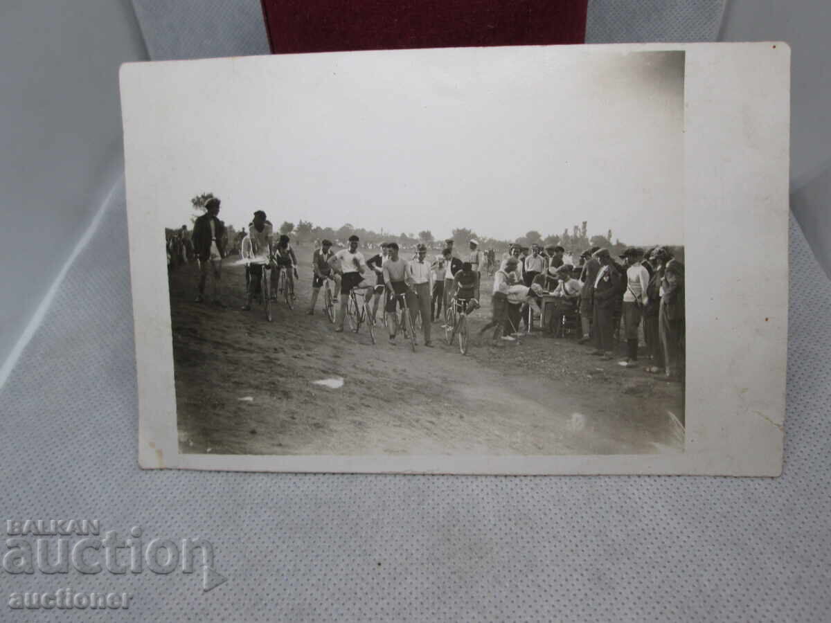 CYCLING RACE-1920 with price 40.00 BGN | € 20.45 CYCLING RACE-1920 with price 40.00 BGN | € 20.45