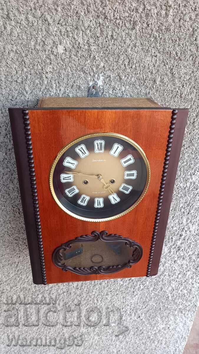Delivery of Old Russian wall clock - Jantar - 1970s Delivery of Old Russian wall clock - Jantar - 1970s