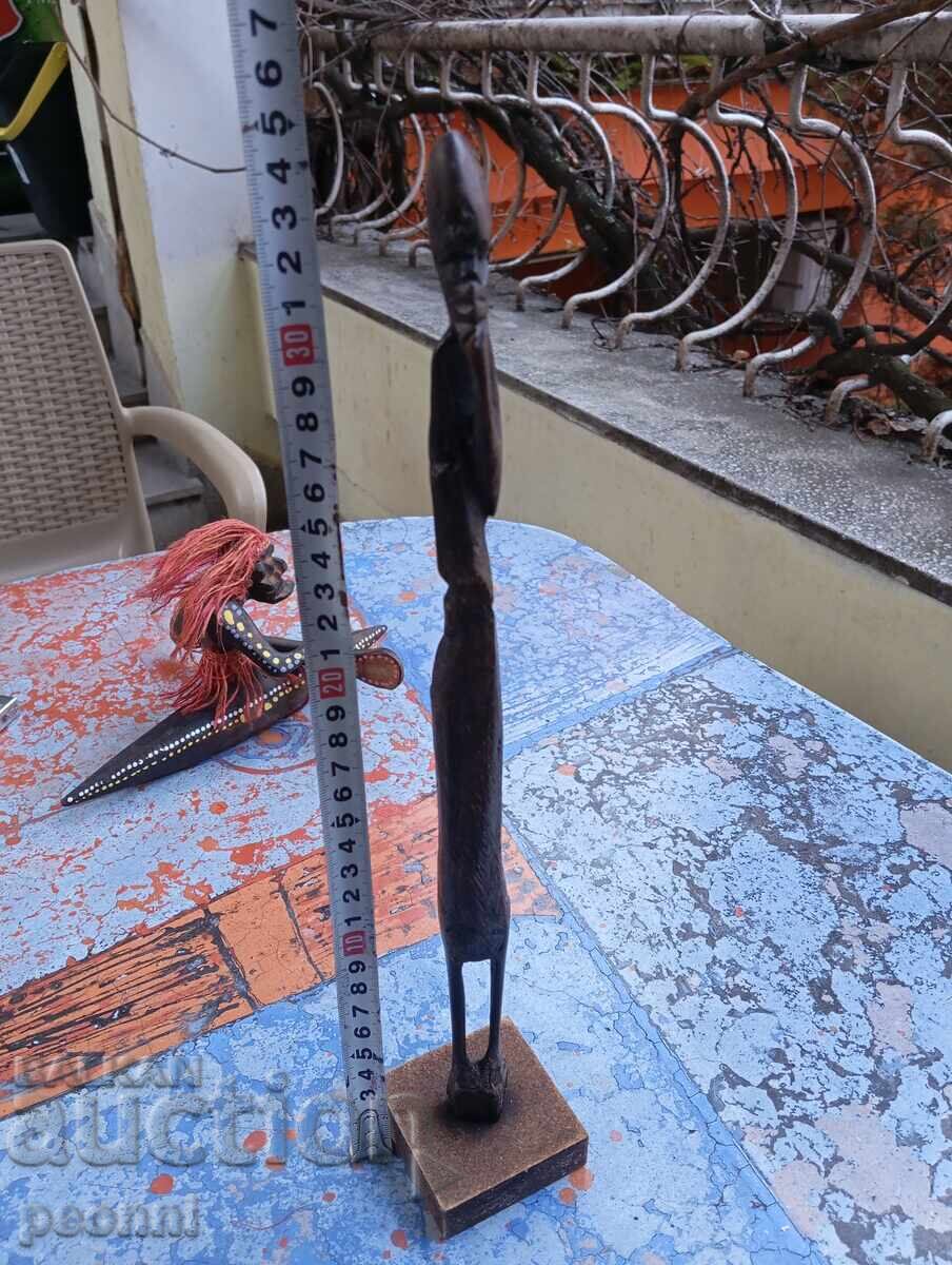 Delivery of African figure Delivery of African figure