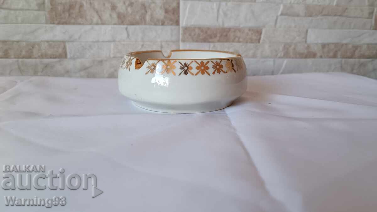 Delivery of Old porcelain ashtray - Bulgarian Football Federation -Kitka Delivery of Old porcelain ashtray - Bulgarian Football Federation -Kitka