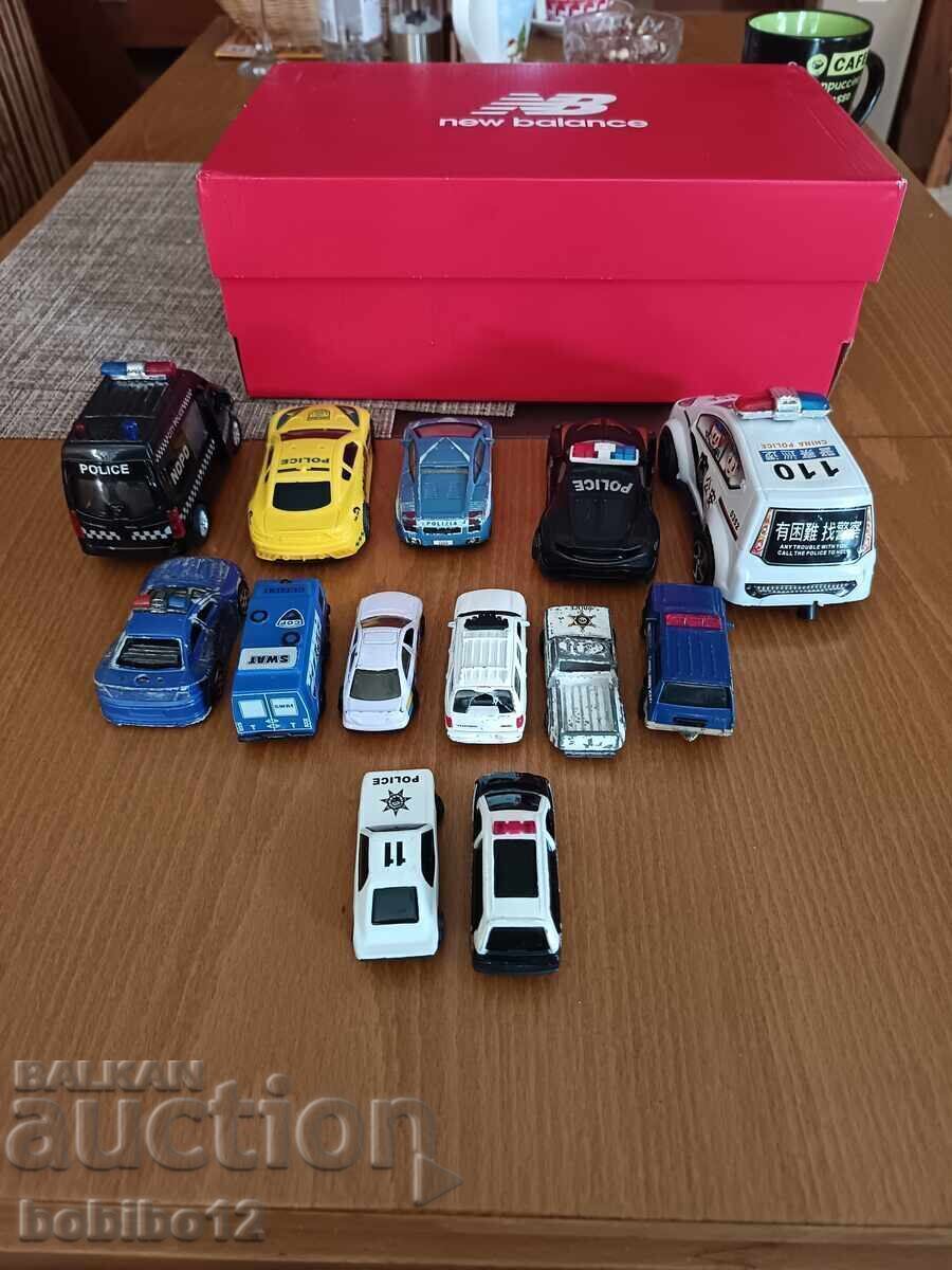 Δημοπρασία Λοτ 13 αστυνομικά αυτοκινητάκια