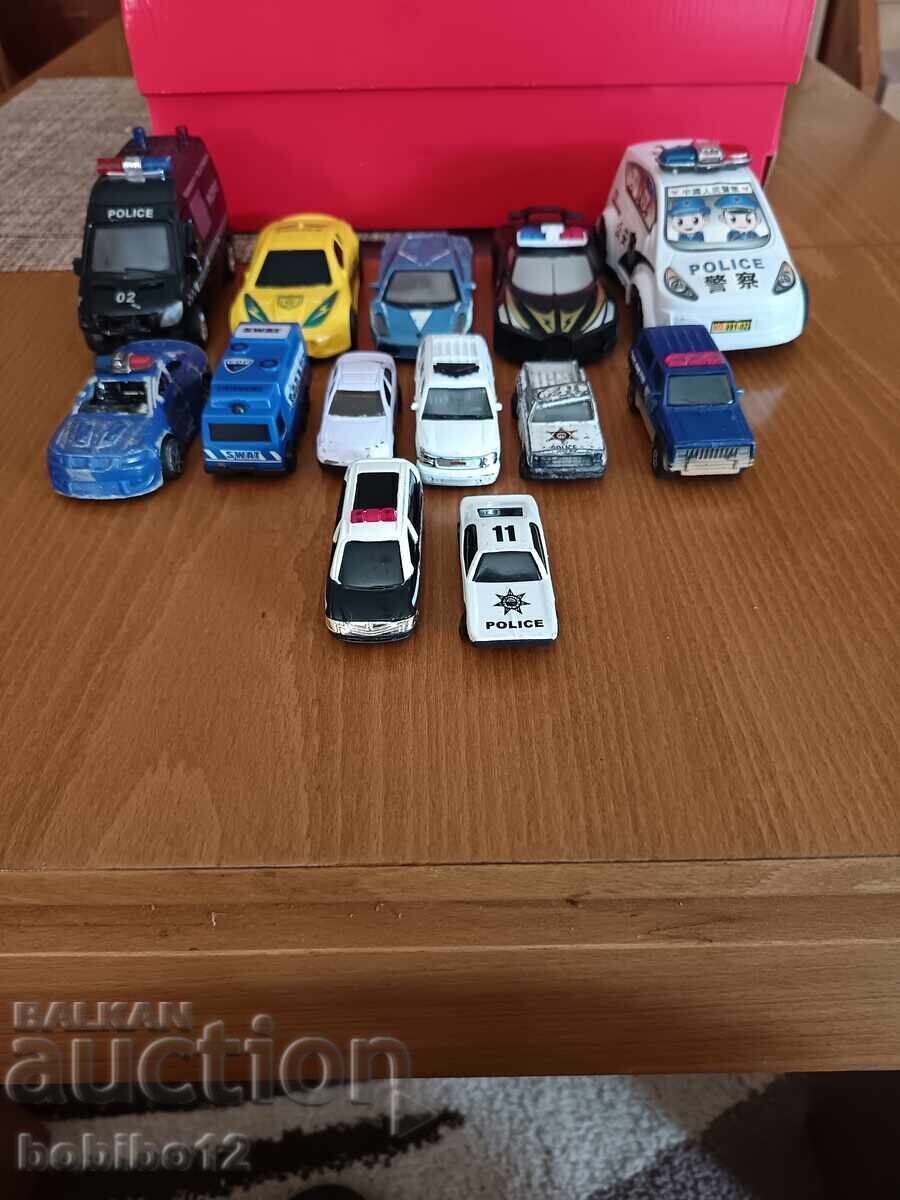 Lot of 13 police cars Lot of 13 police cars