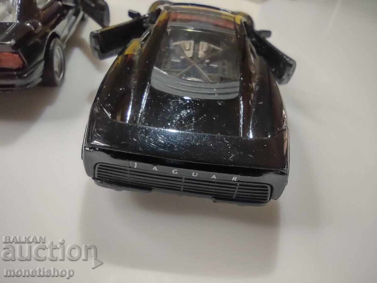 Two 1:42 scale carts - 5