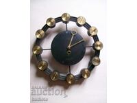 Working wall clock for maintenance