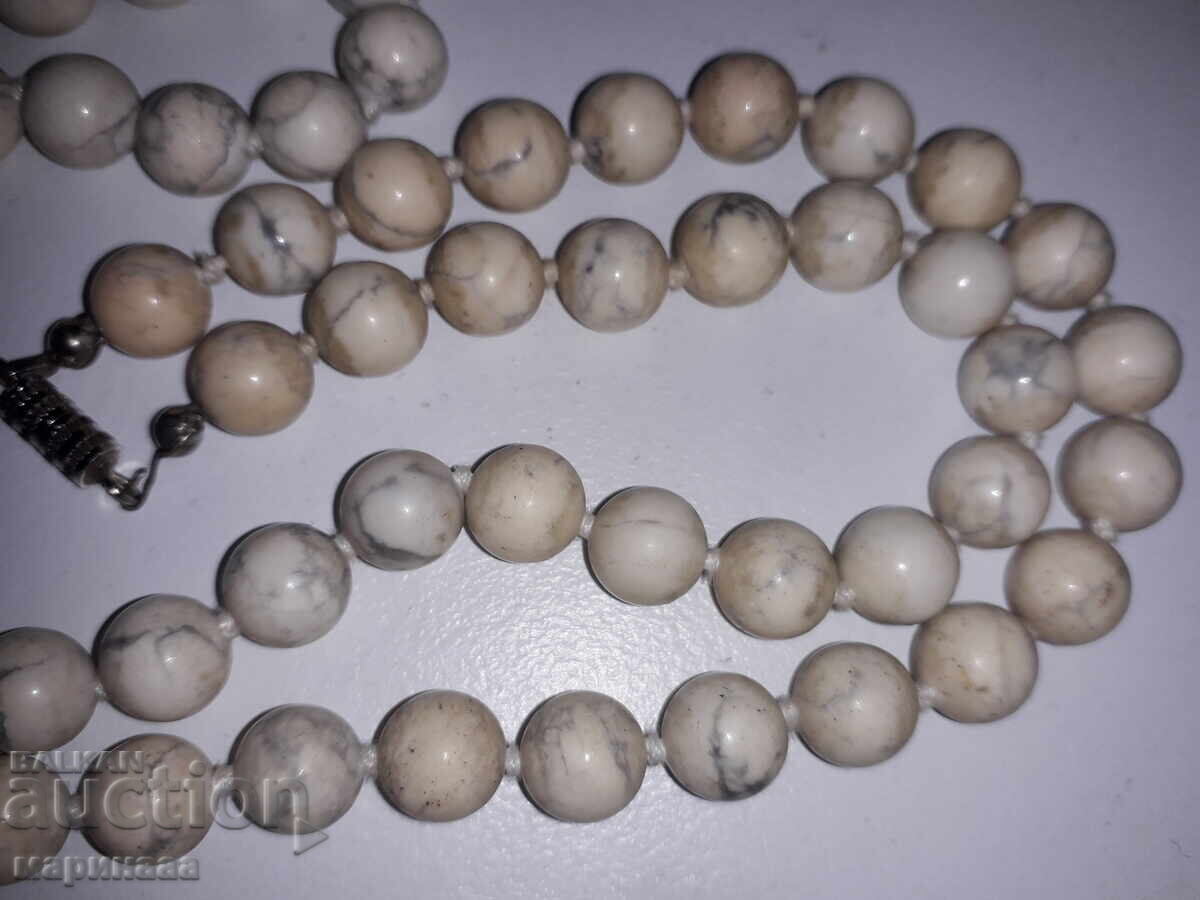 NECKLACE. WHITE AGATE with price 15.00 BGN | € 7.67