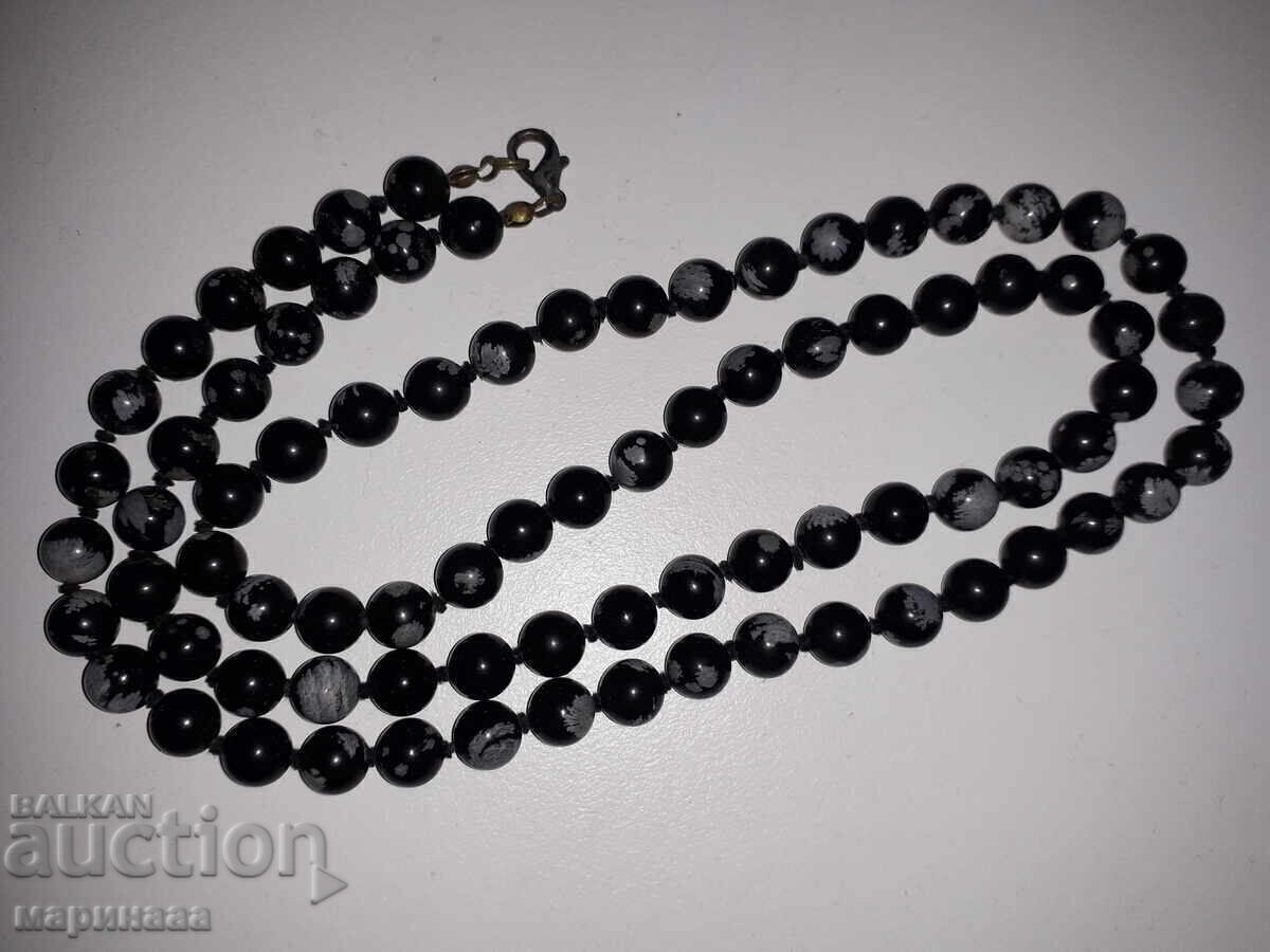 NECKLACE. BLACK AGATE