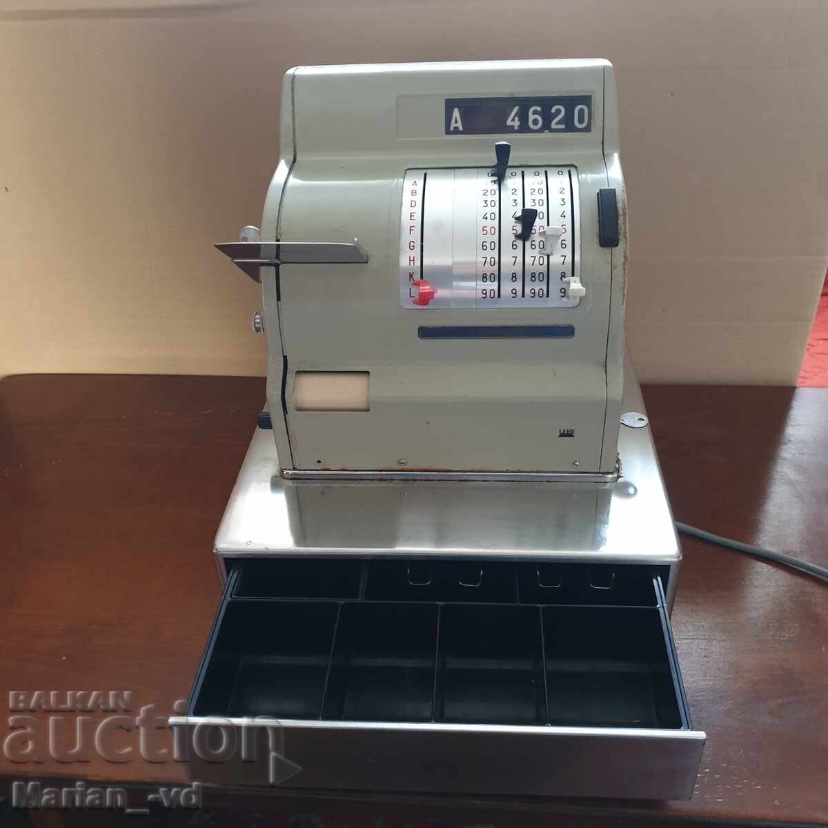 Παλιά συλλεκτική ταμειακή μηχανή - 7 Παλιά συλλεκτική ταμειακή μηχανή - 7