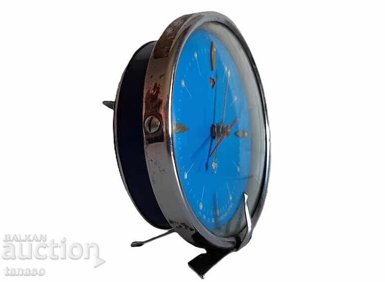 Παλαιό κινέζικο ξυπνητήρι Σαγκάη (8,5) με τιμή 30.00 BGN | € 15.34