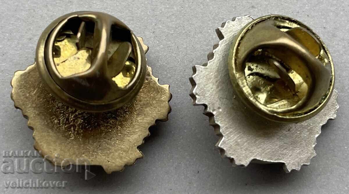 39868 Bulgaria two miniatures Order of the Rose 1st and 2nd degree with price 150.00 BGN | € 76.69 39868 Bulgaria two miniatures Order of the Rose 1st and 2nd degree with price 150.00 BGN | € 76.69