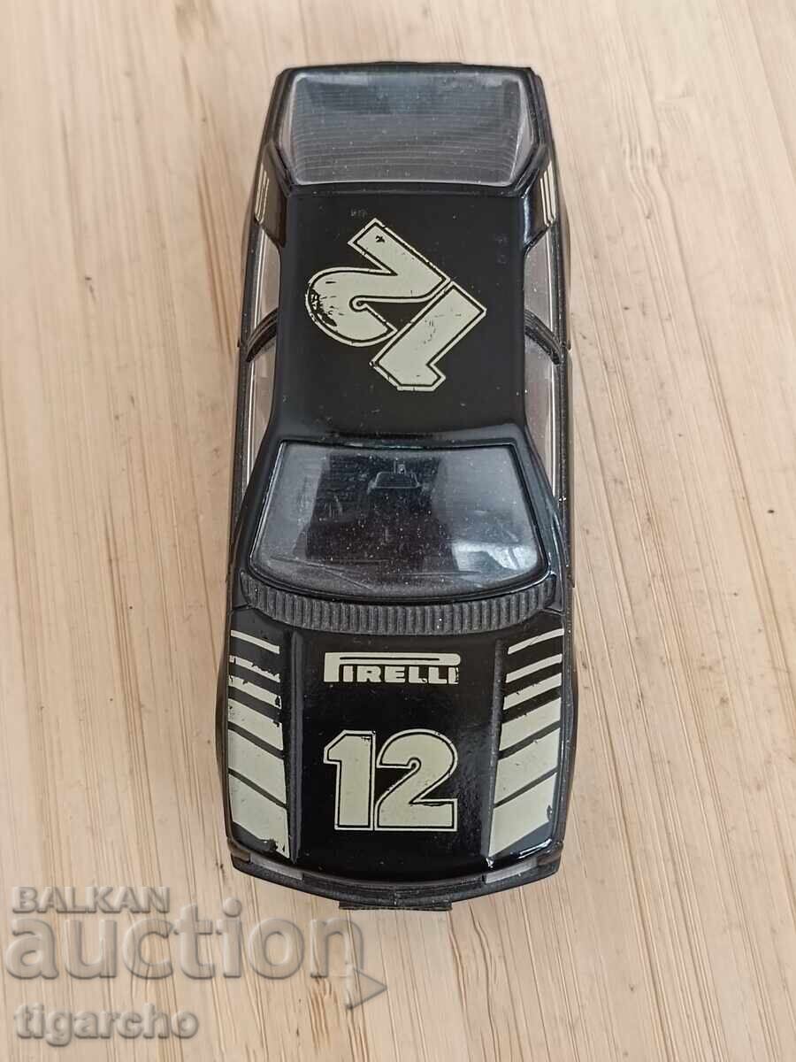 Livrarea Carucior Renault Fuego Livrarea Carucior Renault Fuego