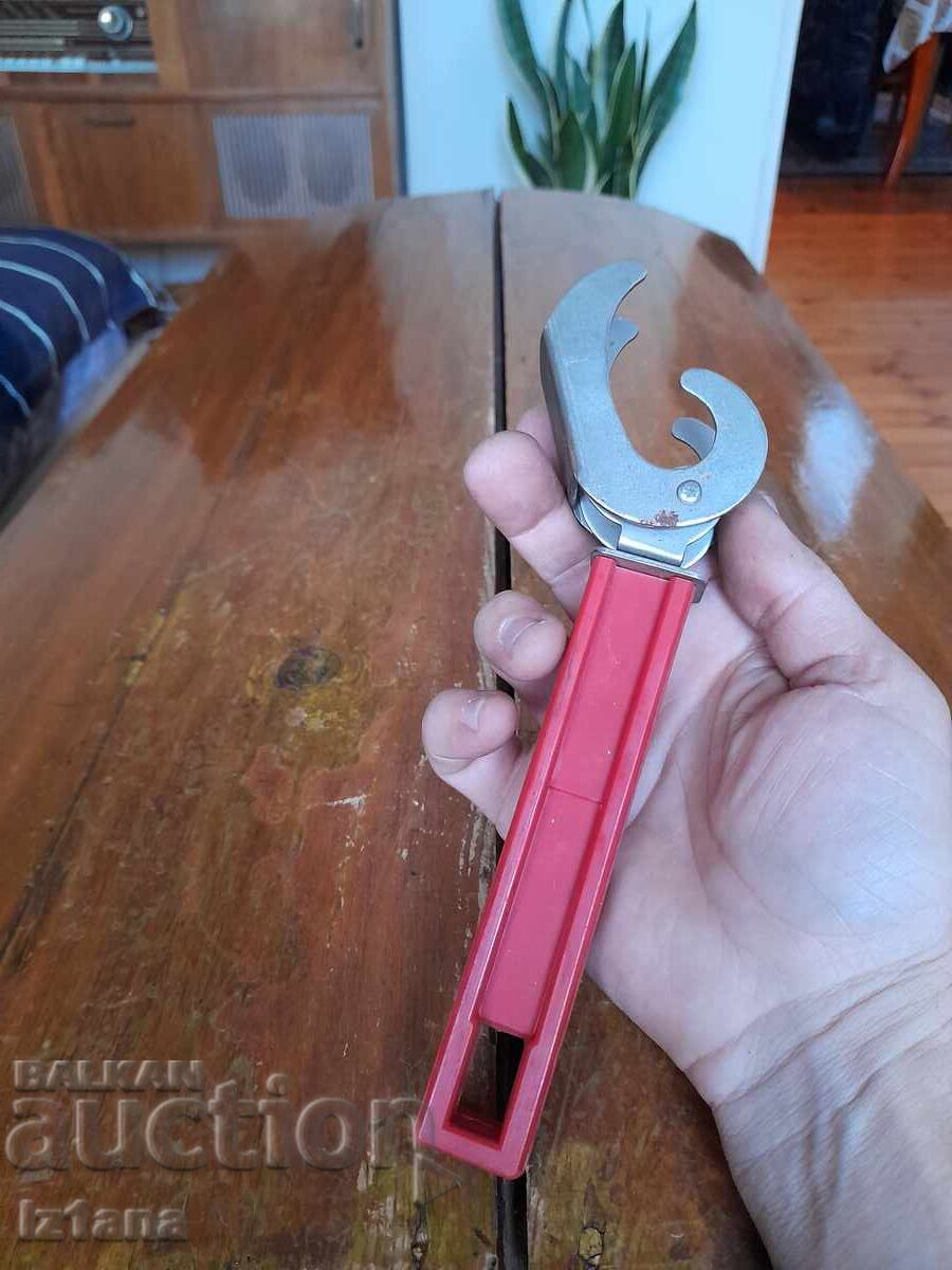 Auction Old tongs, a device for removing jars Auction Old tongs, a device for removing jars