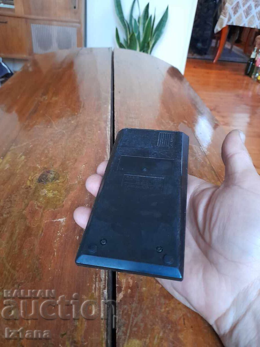 Livrarea Calculator vechi Casio FX-82