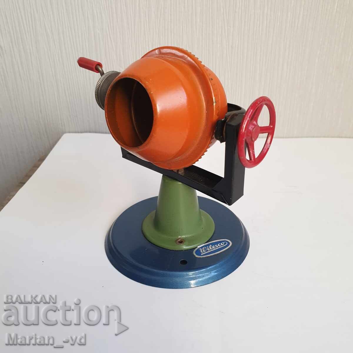 Collectible toy Wilesco concrete mixer from 1960. - 7 Collectible toy Wilesco concrete mixer from 1960. - 7