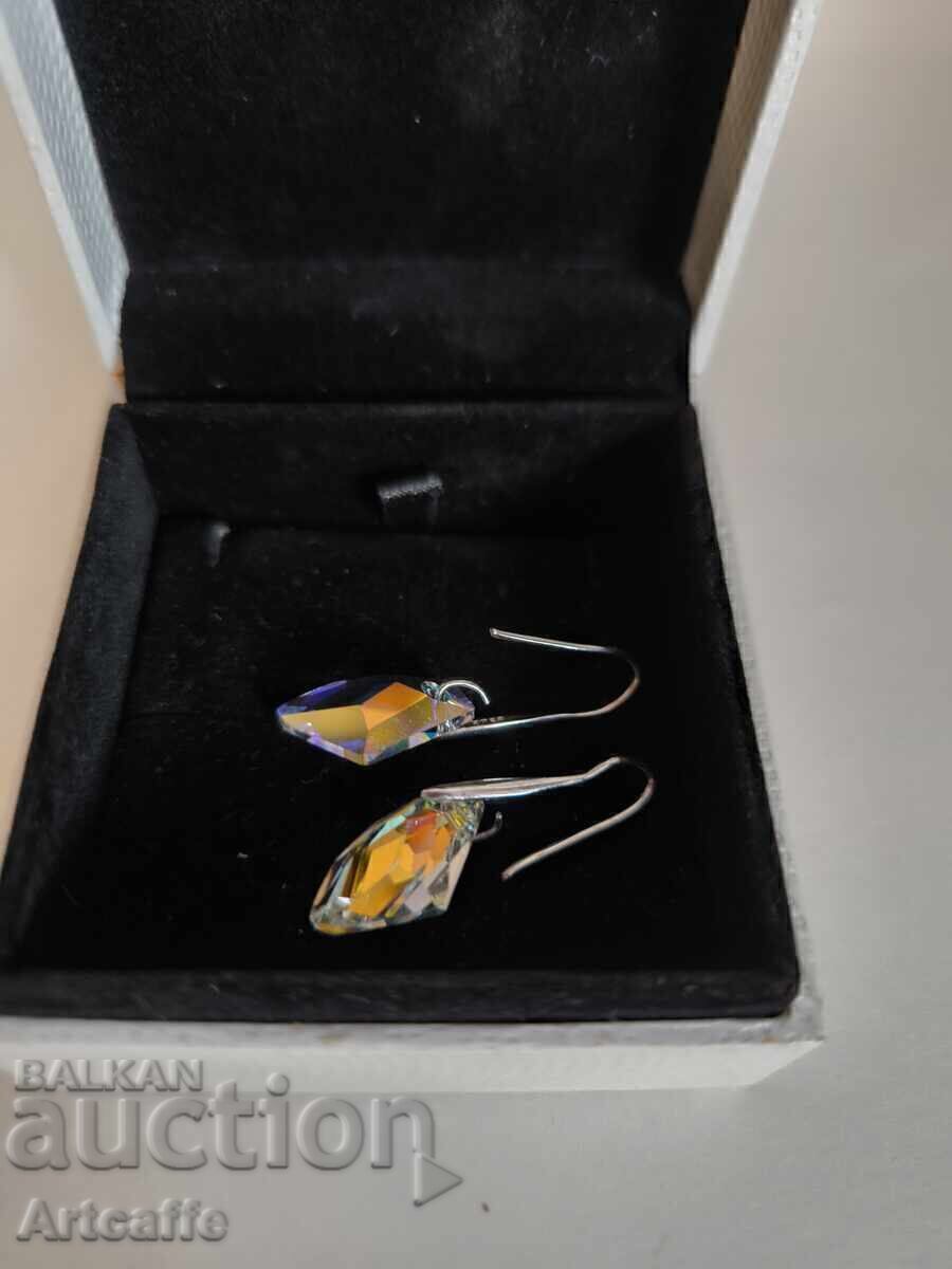 Silver earrings with Swarovski crystals, 925 sterling silver Silver earrings with Swarovski crystals, 925 sterling silver