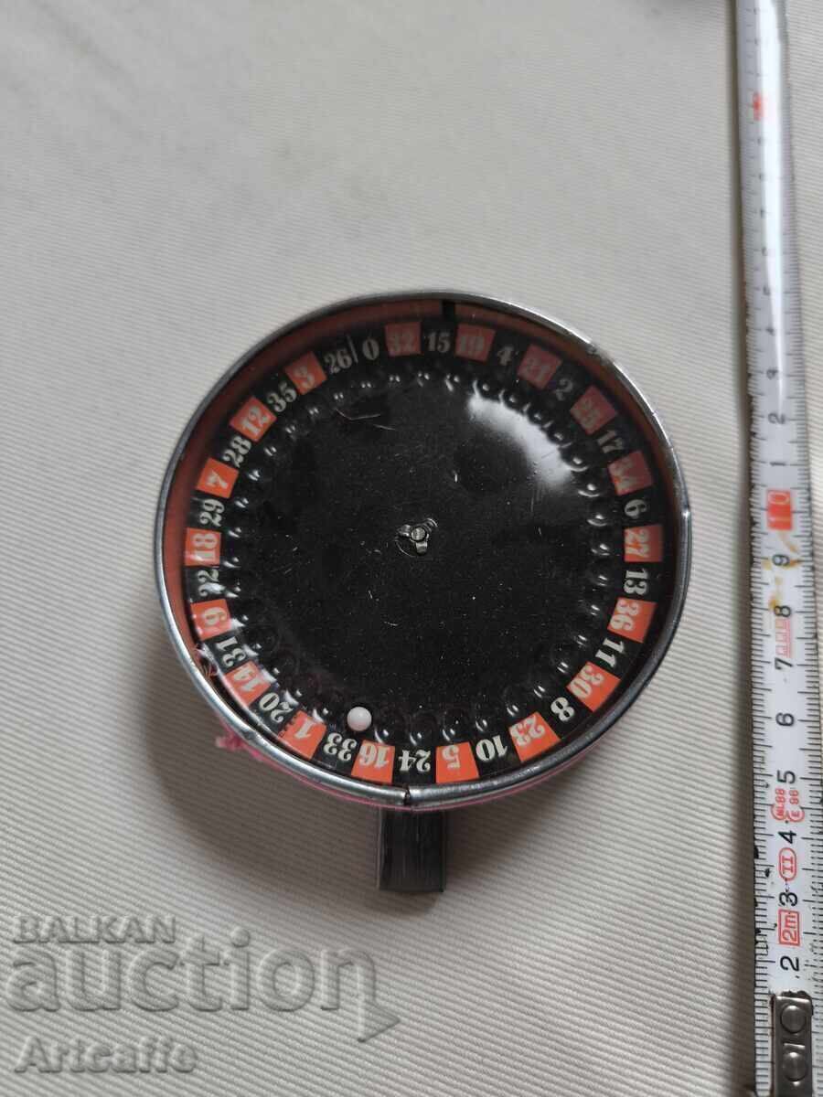 Old portable roulette game WW2 - 7 Old portable roulette game WW2 - 7