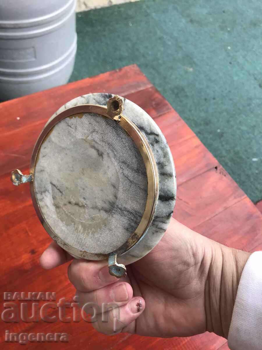 MARBLE ASHTRAY WITH SOCA MOUNTING - 6 MARBLE ASHTRAY WITH SOCA MOUNTING - 6