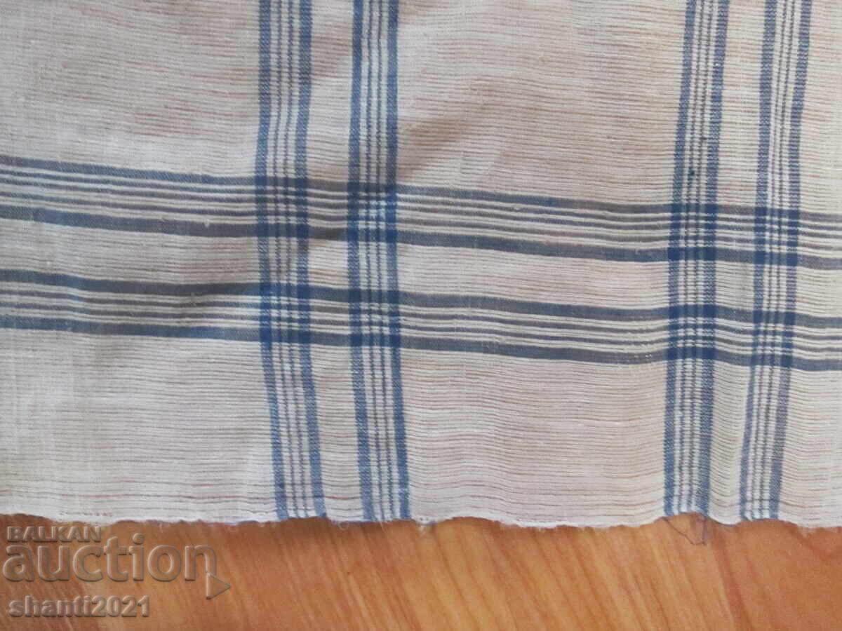 Auction Antique chenille tablecloth and hand-woven towel Auction Antique chenille tablecloth and hand-woven towel