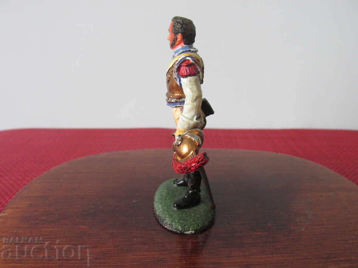 DelPrado Soldier with price 11.00 BGN | € 5.62 DelPrado Soldier with price 11.00 BGN | € 5.62