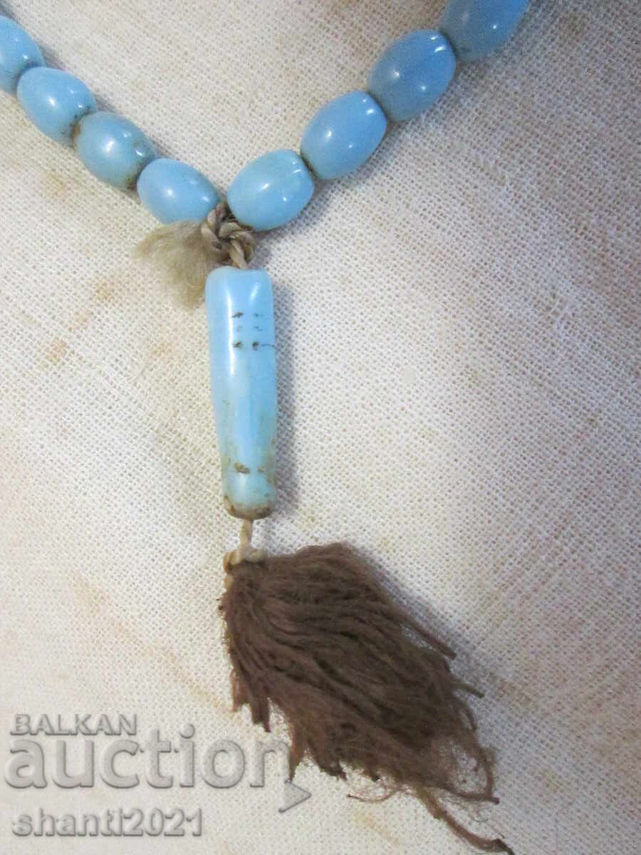 Rozariu mic vechi - piatră albastră cu preț 65.00 BGN | € 33.23 Rozariu mic vechi - piatră albastră cu preț 65.00 BGN | € 33.23