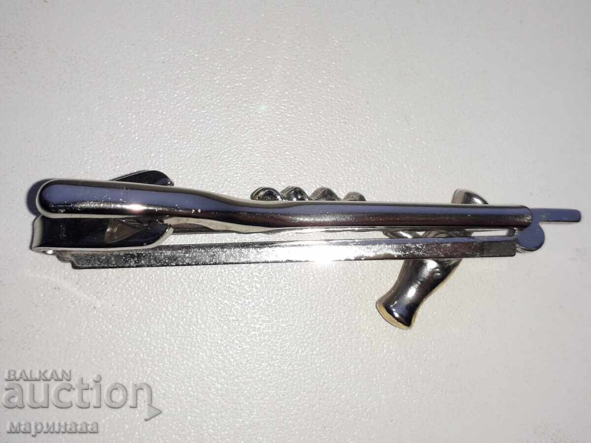 Δημοπρασία ΚΛΙΠ ΓΡΑΒΑΤΩΝ ΜΕ ''ΚΟΡΚΟΥΣΙΝΑ'' Δημοπρασία ΚΛΙΠ ΓΡΑΒΑΤΩΝ ΜΕ ''ΚΟΡΚΟΥΣΙΝΑ''