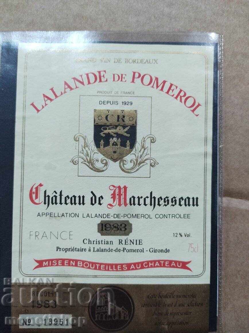 We offer a large collection of wine labels - 7 We offer a large collection of wine labels - 7