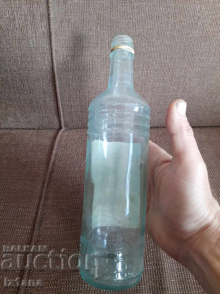 Delivery of Old bottle, bottle of Golden Peach Liqueur Delivery of Old bottle, bottle of Golden Peach Liqueur