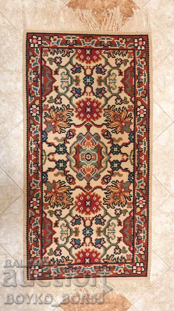 Calea de covor antică originală Chiprovtsi Kotlenski cu preț 350.00 BGN | € 178.95