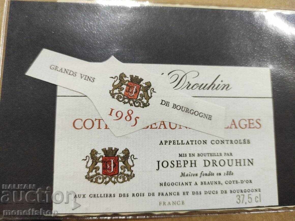 We offer a large collection of wine labels - 5 We offer a large collection of wine labels - 5