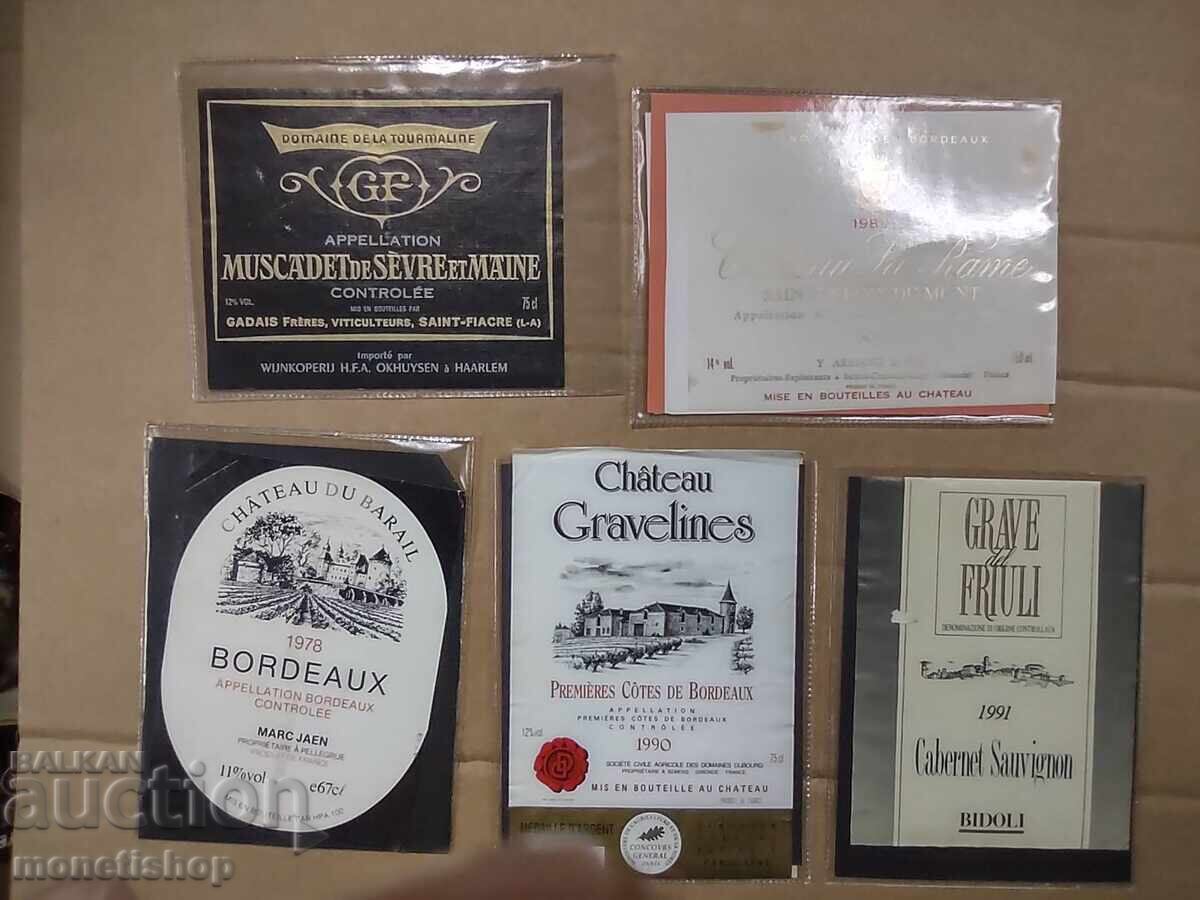 We offer a large collection of wine labels - 7 We offer a large collection of wine labels - 7