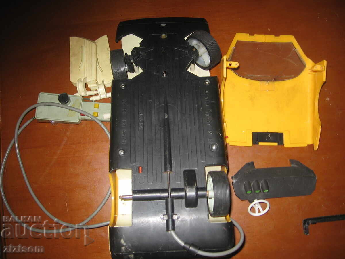 CHILDREN'S TOYS PIKO MONGOOSTA /ALPHETA SPIDER PARTS GDR - 7 CHILDREN'S TOYS PIKO MONGOOSTA /ALPHETA SPIDER PARTS GDR - 7