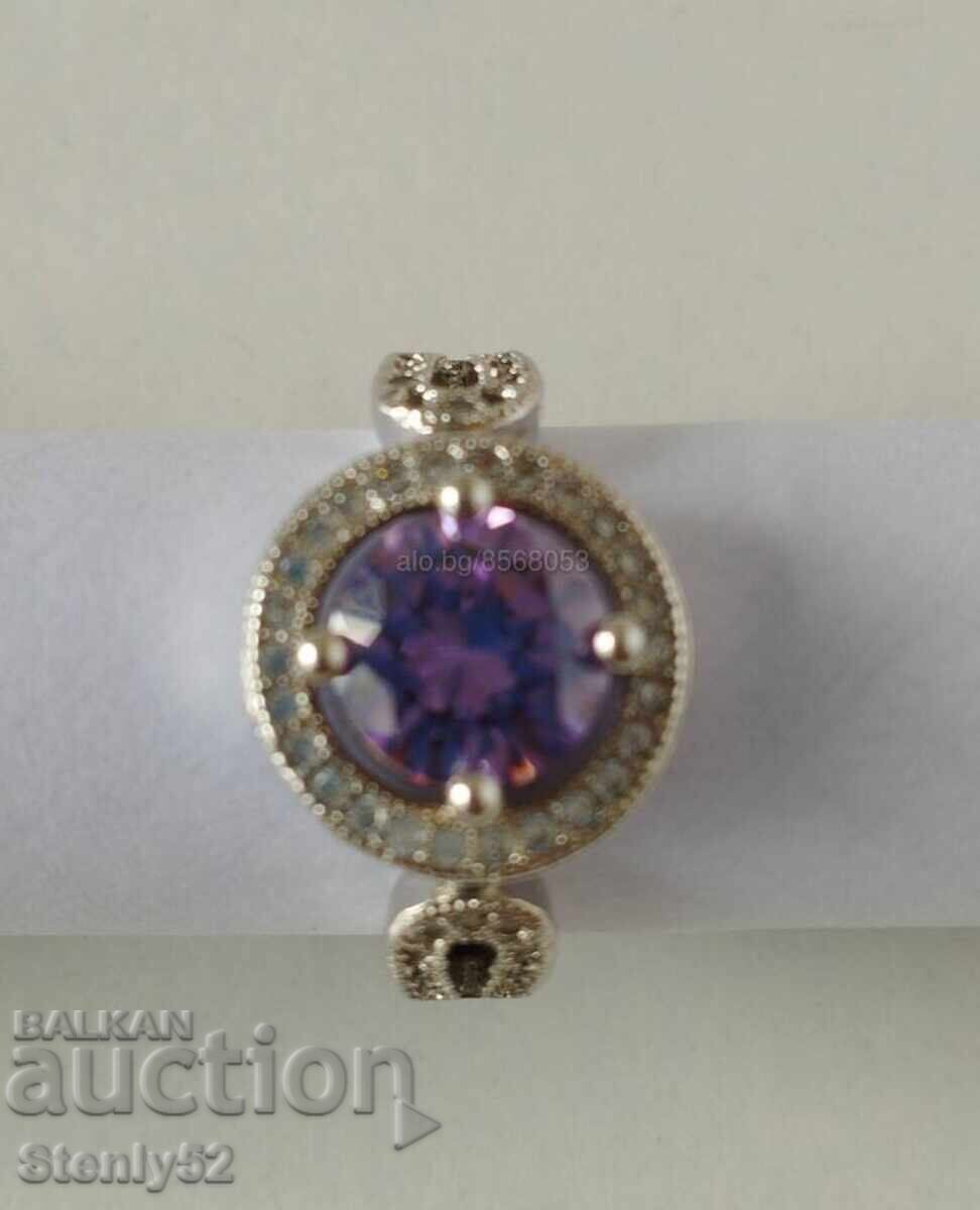 Ασημένιο δαχτυλίδι από ρόδιο με φυσική πέτρα. Ασημένιο δαχτυλίδι από ρόδιο με φυσική πέτρα.