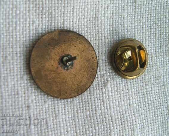 Badge - Aerobics Union, Bulgaria. Enamel with price 5.00 BGN | € 2.56 Badge - Aerobics Union, Bulgaria. Enamel with price 5.00 BGN | € 2.56