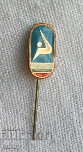 Δημοπρασία Σήμα της Ομοσπονδίας Καλλιτεχνικής Γυμναστικής, Βουλγαρία - 2 τεμάχια Δημοπρασία Σήμα της Ομοσπονδίας Καλλιτεχνικής Γυμναστικής, Βουλγαρία - 2 τεμάχια