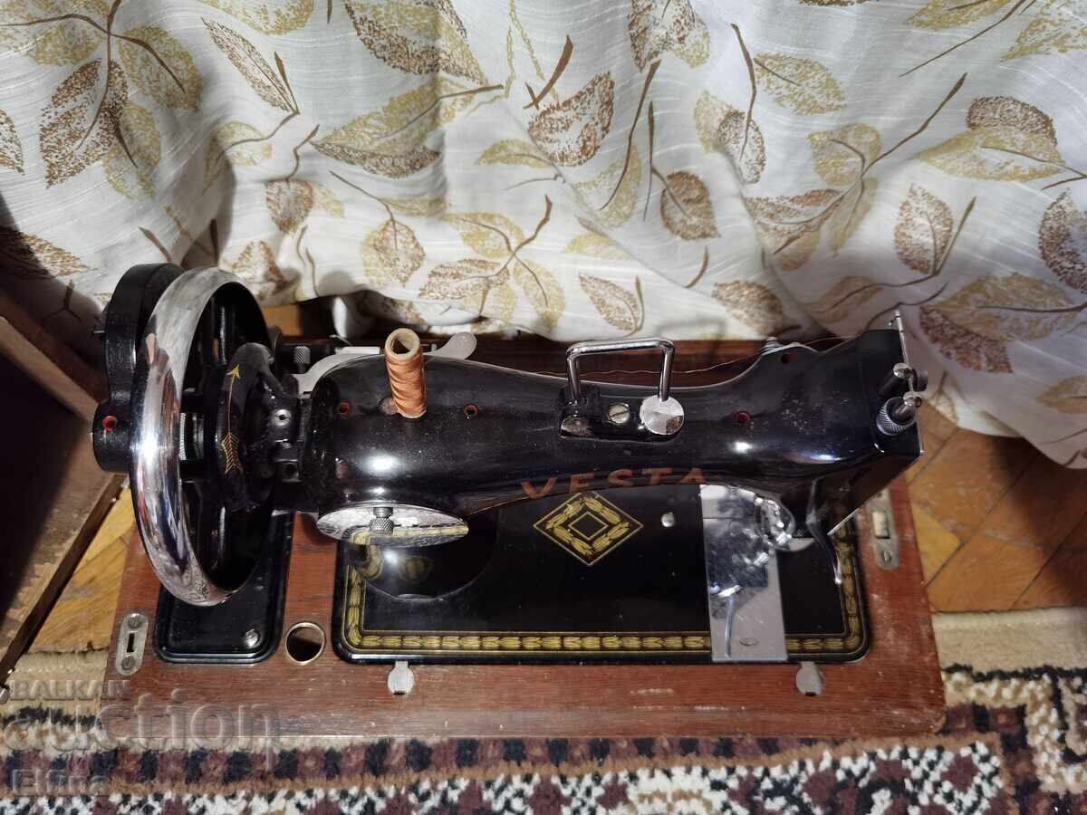 Auction Antique VESTA sewing machine with original wooden cover Auction Antique VESTA sewing machine with original wooden cover